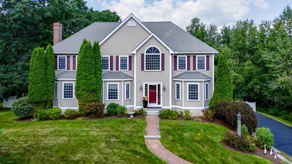 17 SHERRY CIR, BRENTWOOD, NH 03833 - Image 496b53aa149b5a70c2c3a37ab71dca0c/281479318
