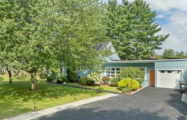 1029 SHIRLEY AVE, GOFFSTOWN, NH 03045 - Image 49d6ed33fa09623c7e255b3a49cf17aa/3170866556