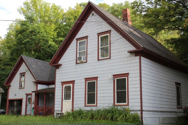 28 SPRING ST, COLEBROOK, NH 03576 - Image 525dc77195b293e7eba2b462014b424f/1550060685