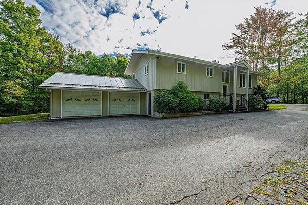 17 RIDGE RD, SUNAPEE, NH 03782 - Image 52a3e217c8183a7fbb2ea15ae11c6fb6/1688880282