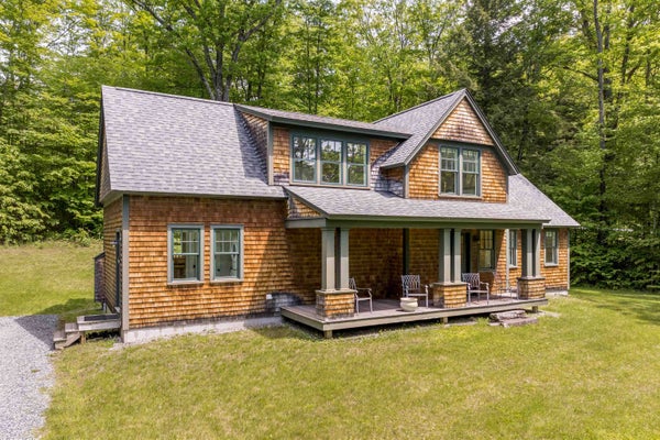 63 ROYALL TYLER RD, QUECHEE, VT 05059 - Image 5477ff7dfa389f8914892a097c8a3866/252839576