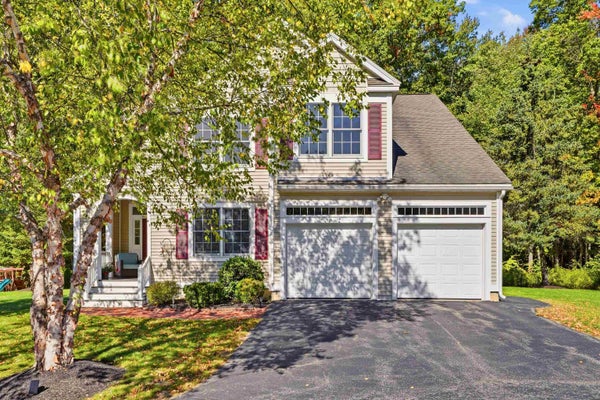 10 CORTLAND AVE, STRATHAM, NH 03885 - Image 6ad2dfb6e2bf9e68b7beb40db1c74494/4132453735