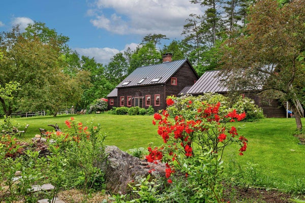 58 LAKESHORE DR, LUDLOW, VT 05149 - Image 71a018daeadfe3220523a67af9e70a2d/181986430
