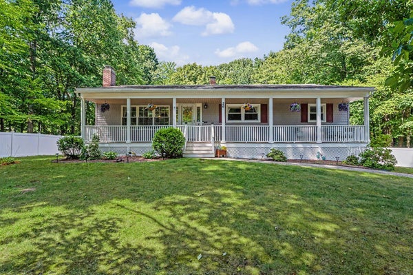 26 HAWTHORNE DR, ATKINSON, NH 03811 - Image 721cb31b1e5d69332efecfa161c46cbe/4245878721