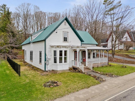 81 E RIVER RD, LINCOLN, VT 05443 - Image 7b24b498c8bc2b0b33ecb7c105bfc313/695237863