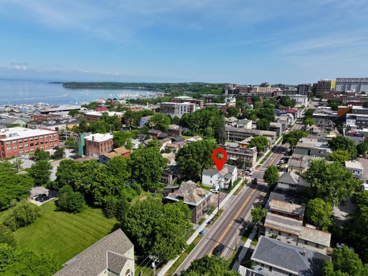 103 MAPLE ST APT 3, BURLINGTON, VT 05401 - Image 8a876fa45c5b876f00fa43b510b65791/1428898030