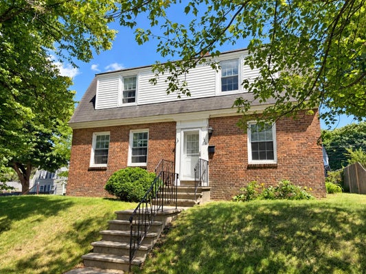 648 KEARSARGE WAY, PORTSMOUTH, NH 03801 - Image 919b3cc69fa4fbabae68eaa4ea67a9ea/1513960223