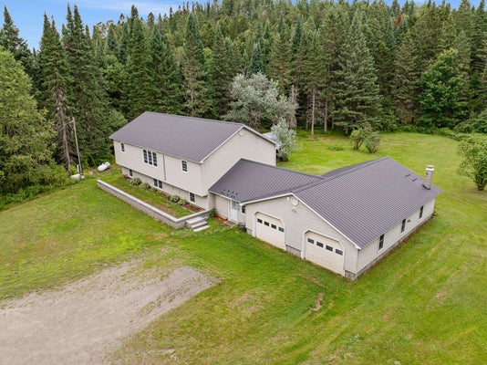 29 PINE TREE CIR, PITTSBURG, NH 03592 - Image 961460ccc280fcea6fed7cc861faaa96/3444071309