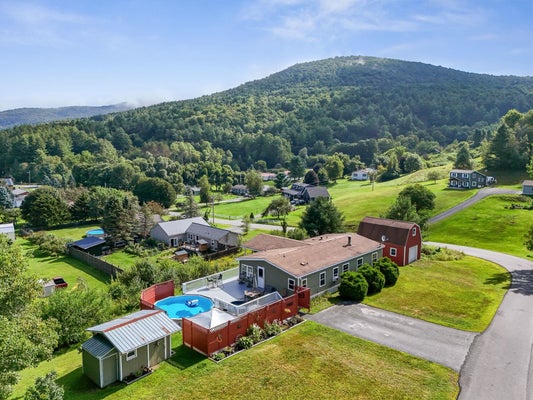 351 DICKINSON DR, NORTHFIELD, VT 05663 - Image 977bfc2280ea6263d318cc8bf74bbcc9/2271893164