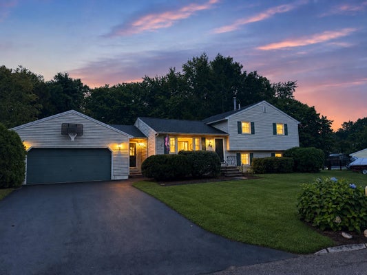 44 TOFTREE LN, DOVER, NH 03820 - Image 97907c8cdc4404e54a539b7c1bf5d16e/2079421793