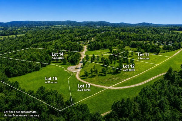 10 ELLSWORTH DR, SWANTON, VT 05488 - Image 9eda51afafc4cdf3a14540ba4e6bc057/3526507797