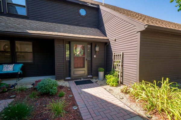 28 STACEY CIR, WINDHAM, NH 03087 - Image a0fa7b7942089e6fc0944aebc5bb338e/283951011