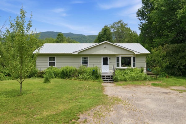 306 STINSON LAKE RD, RUMNEY, NH 03266 - Image a10616f9f50f6da85c45bb00e6ebbca6/2893613627