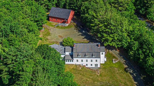 1502 KING HILL RD, NEW LONDON, NH 03257 - Image abc7d5adc8cd405bb6d8cb1ccd6b2cbe/2261559597
