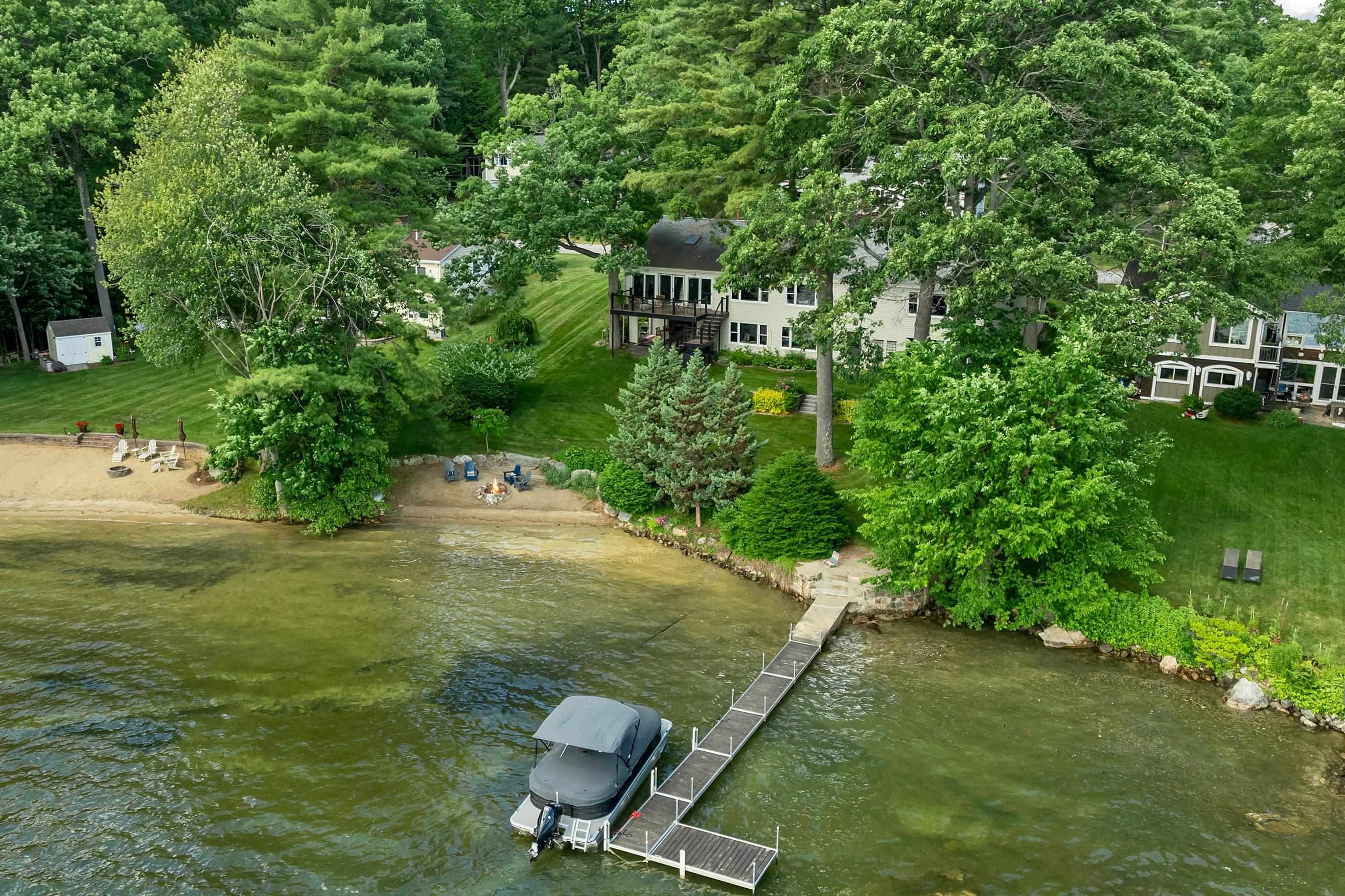 126 Shore Dr, Laconia, NH, 03246, USA, 4 Bedrooms Bedrooms, ,3 BathroomsBathrooms,Residential,Pending,126 Shore Dr,5096160