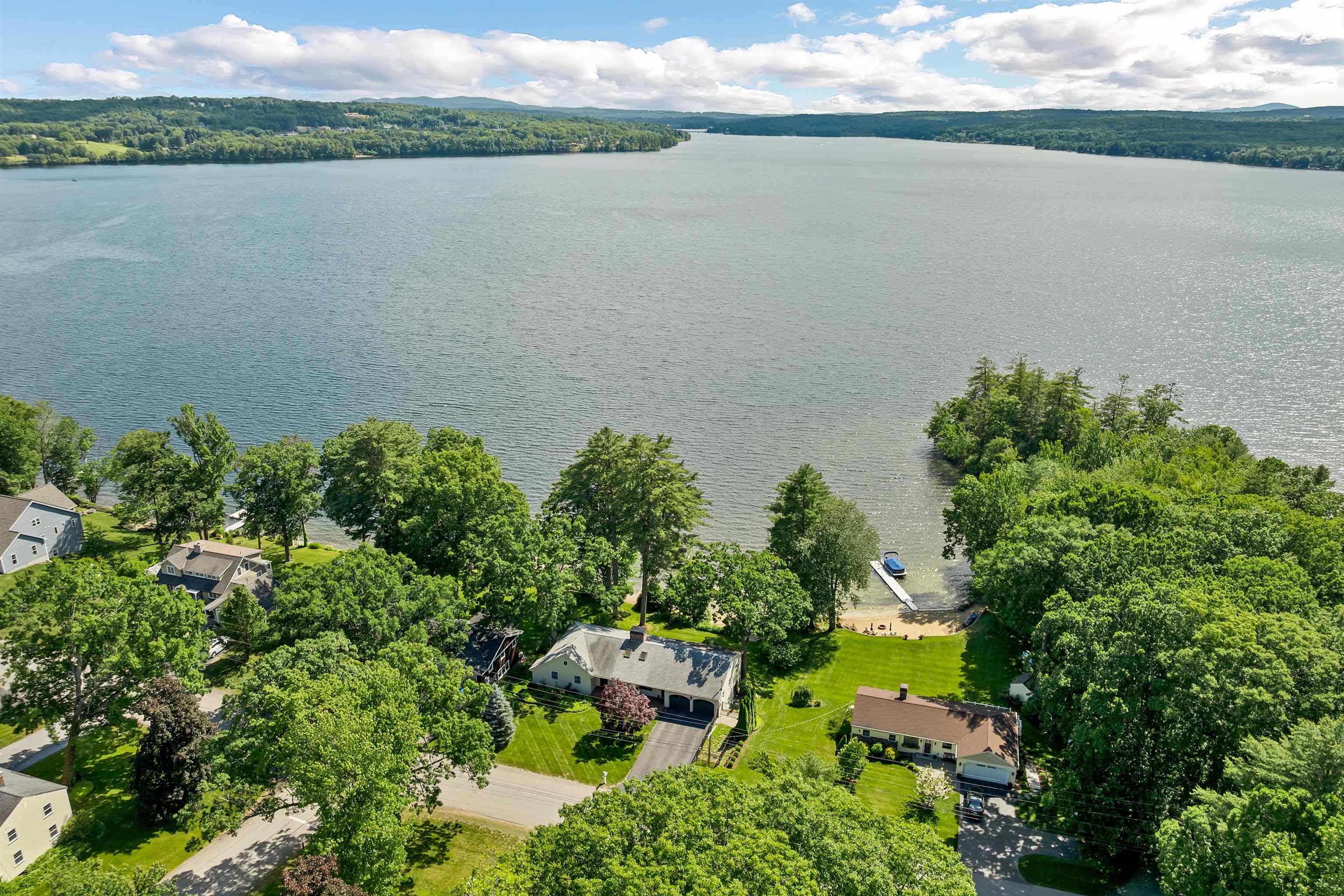 126 Shore Dr, Laconia, NH, 03246, USA, 4 Bedrooms Bedrooms, ,3 BathroomsBathrooms,Residential,Pending,126 Shore Dr,5096160