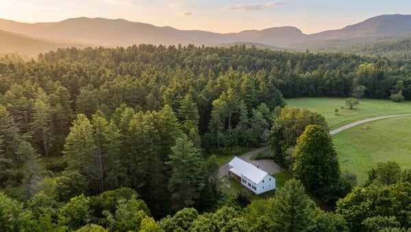 88 COTE DR, MONTGOMERY CENTER, VT 05471 - Image b3d1e9ebaecd011afac2d3a446343a2c/1647095484