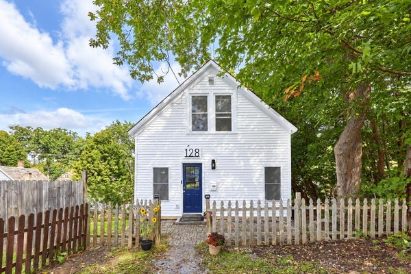128 BURGESS RD, BENNINGTON, VT 05201 - Image bc3a3762d7c7940d01ddebfce0819fad/912838961