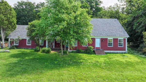 353 SCHOOLHOUSE RD, WHITING, VT 05778 - Image bebdd3a534105f5de7fefe46bc8590c7/2197232160