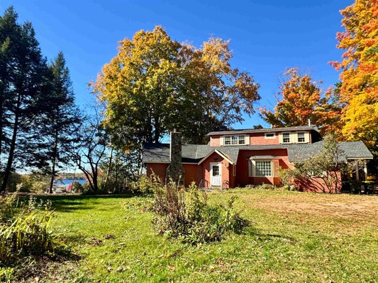 43 WHITE OAKS RD, LACONIA, NH 03246 - Image c0a898eccf4c58121eb4e45c170ce6e2/429288710