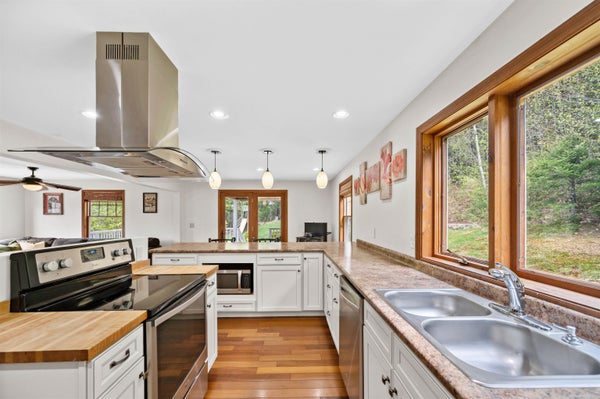 272 W HILL RD, WORCESTER, VT 05682 - Image c125a4f2ed9b94d29c8ae7d847132bd0/1509084775