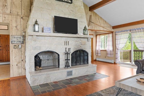 261 SONG BIRD DR, CANAAN, VT 05903 - Image c751e67f5cafb97e49967f0f3f86c558/927309047