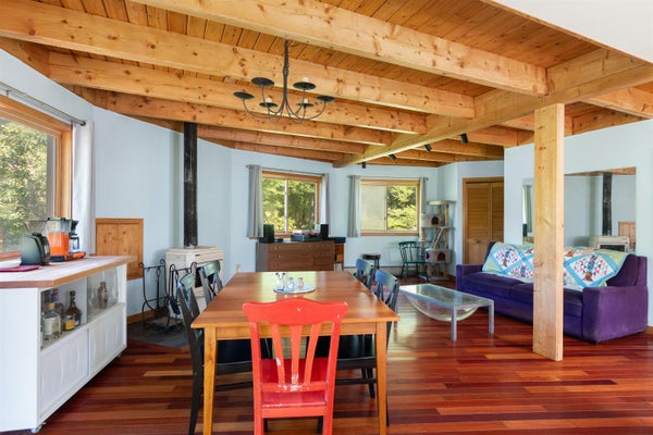 295 TEN STONES CIR, CHARLOTTE, VT 05445 - Image c89b3e47e748cf3fc950b0e4d66b1ca2/4052951810