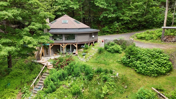 239 HARWOOD PL, WEST TOWNSHEND, VT 05359 - Image ca888a10c113c4647bcd89deee7ef78b/2002627794