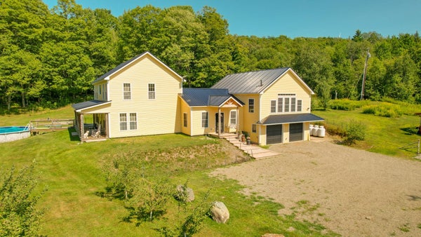 65 MEEK RD, LOWELL, VT 05847 - Image cb0fffe324898fc2f535576a55fd573d/4105245261