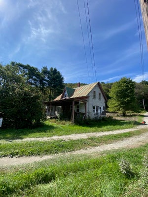 136 STORE HILL RD, BETHEL, VT 05032 - Image cb93fcb22c0ce9ee321a97ef4e321df7/1000770276