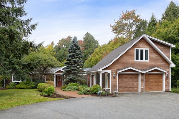 220 FOREST LN, STOWE, VT 05672 - Image cc1d641b44aa57008da12866a6aad191/2749770940