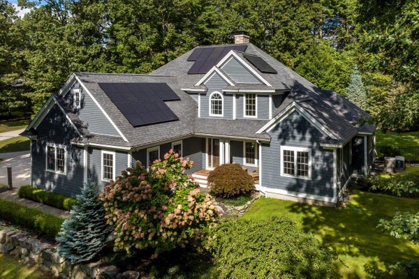 22 NIBLICK LN, GREENLAND, NH 03840 - Image cdfa3fe7627c5463ea89c189c61d0bcc/2557266542