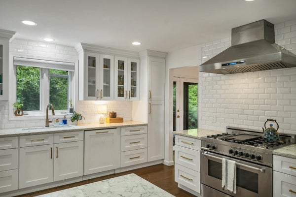8 W GATE DR, BOW, NH 03304 - Image d33b7909a69e7b480e49300f4a78bfa7/1063977181