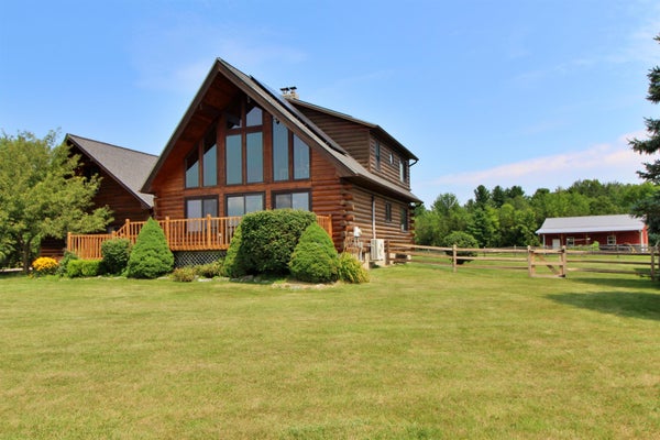8 MAYNARD CT, GRAND ISLE, VT 05458 - Image d5b34e14b5e600ecf6f59caaffdf5e1e/4247589154