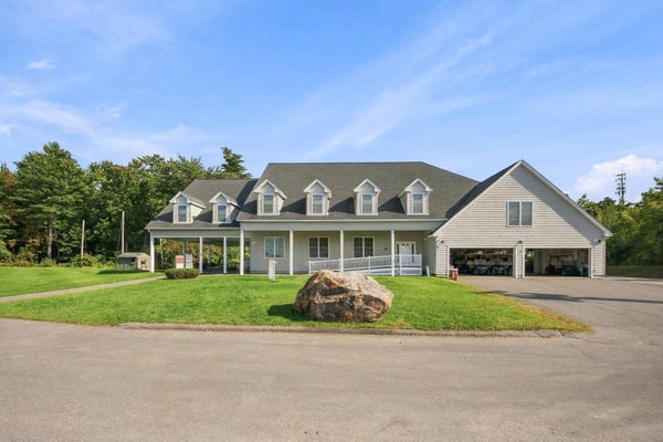 10 DIAMOND OAKS BLVD APT 1, KINGSTON, NH 03848 - Image d8f4bc1a08cf22b5229a9c9cfa83c199/2875432255