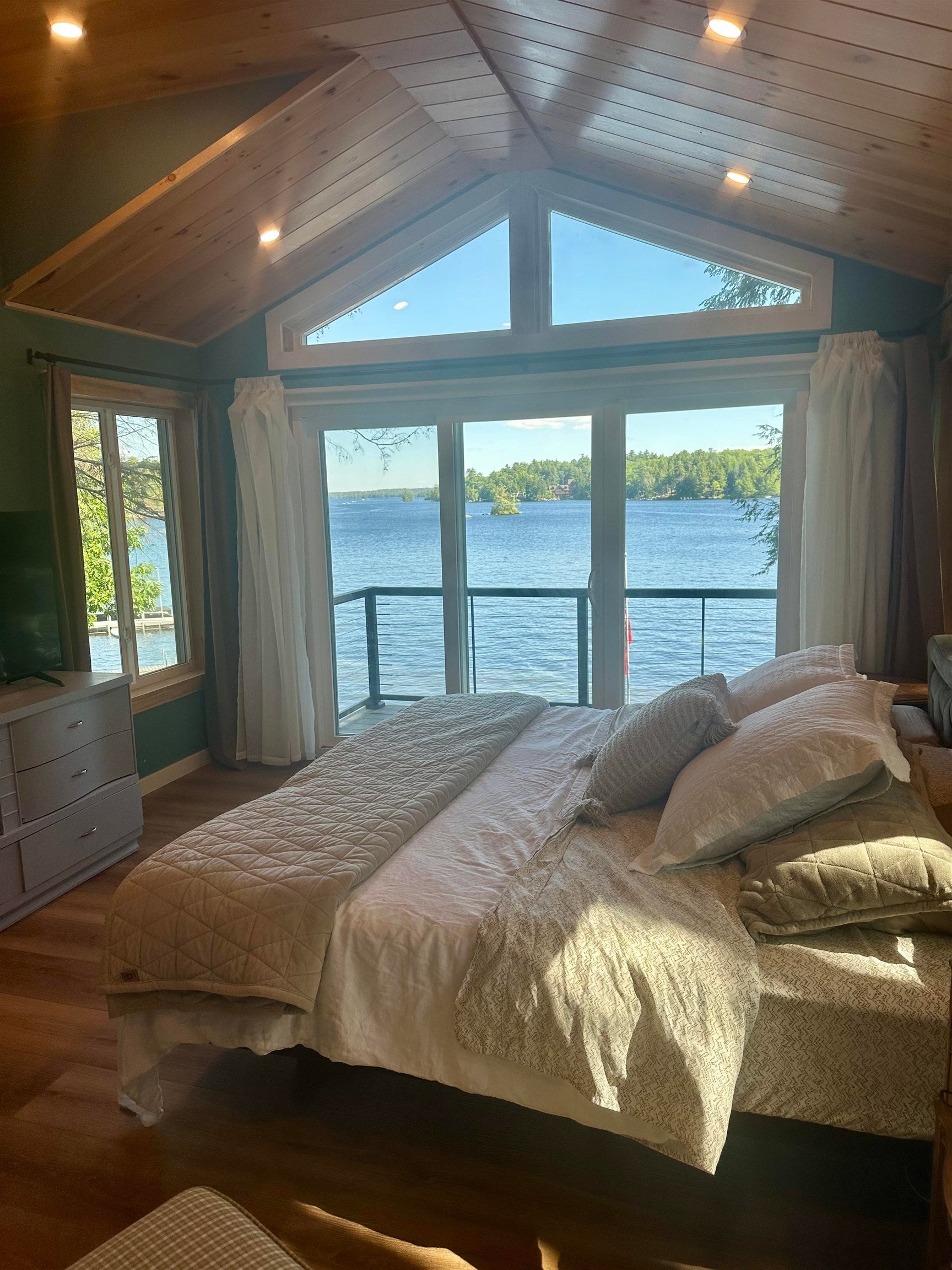 5 Fir Tree Ln, Moultonborough, NH, 03254, USA, 2 Bedrooms Bedrooms, ,2 BathroomsBathrooms,Residential,Active,5 Fir Tree Ln,5086131