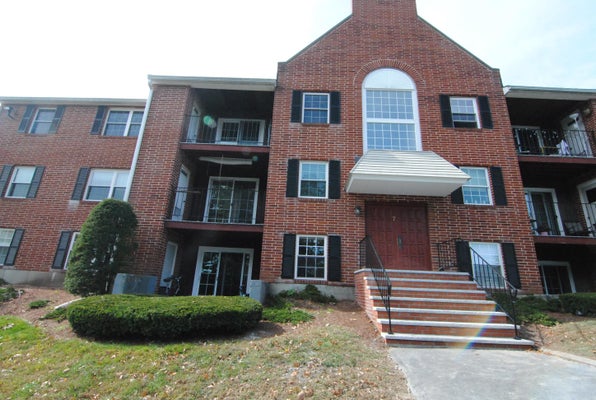 7 LOUISBURG SQ APT 6, NASHUA, NH 03060 - Image dd241371c882bac8e347e3b7a67df560/3696483487