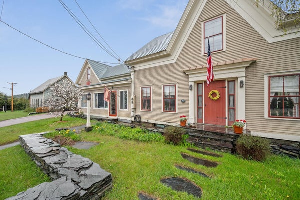 3471 WATERBURY STOWE RD, WATERBURY CENTER, VT 05677 - Image e2539945f14bcb6ecc6d1eee7c1b4b78/715905800