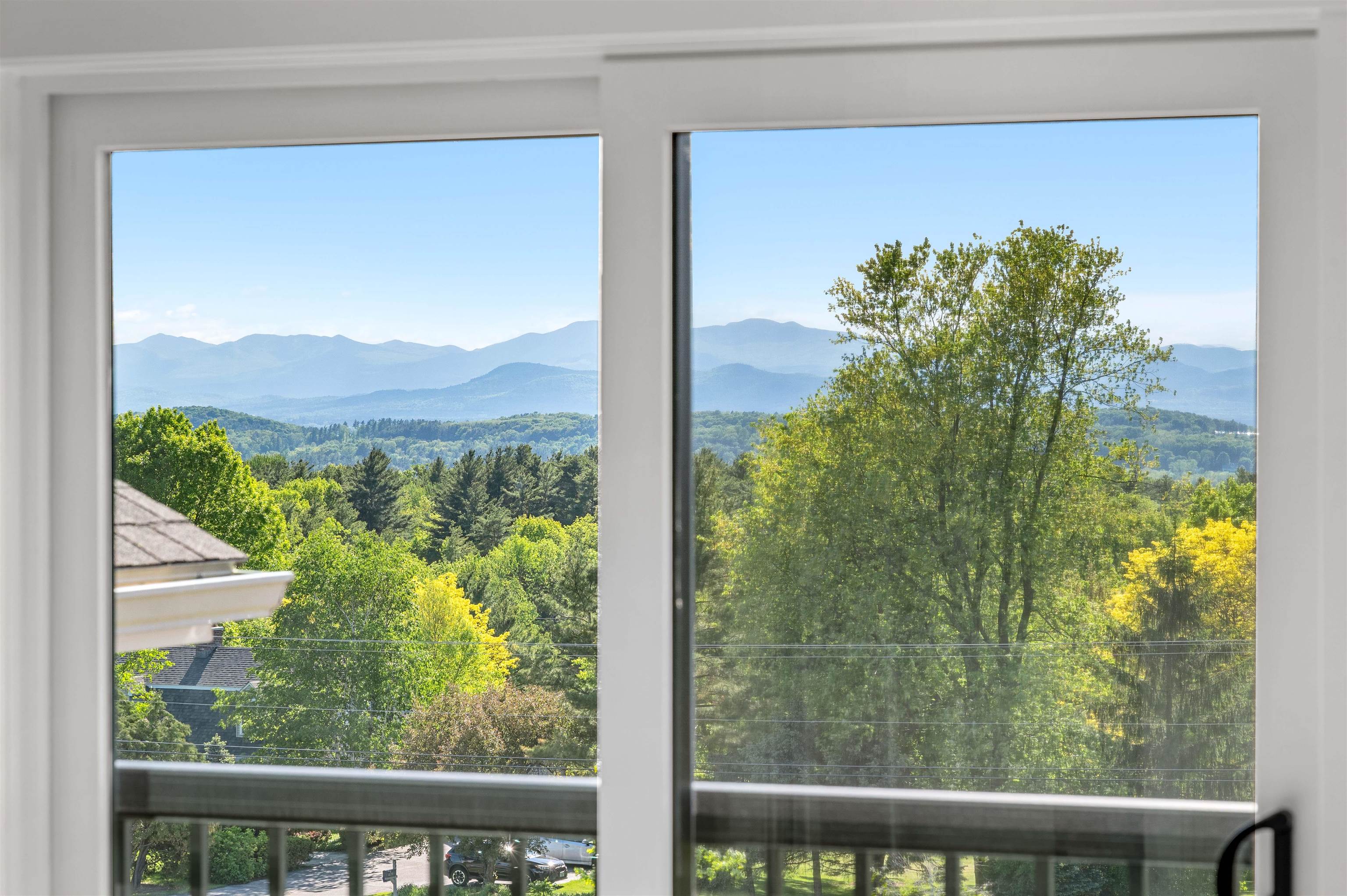 Welcome to one-level luxury living at its finest. This stunning top-fl – image 35