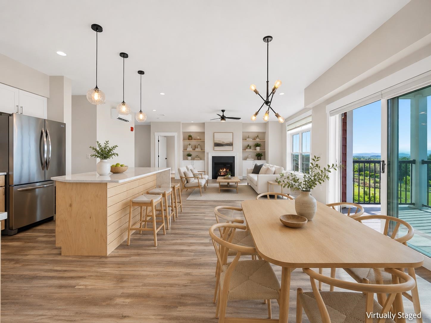 Welcome to one-level luxury living at its finest. This stunning top-fl – image 14