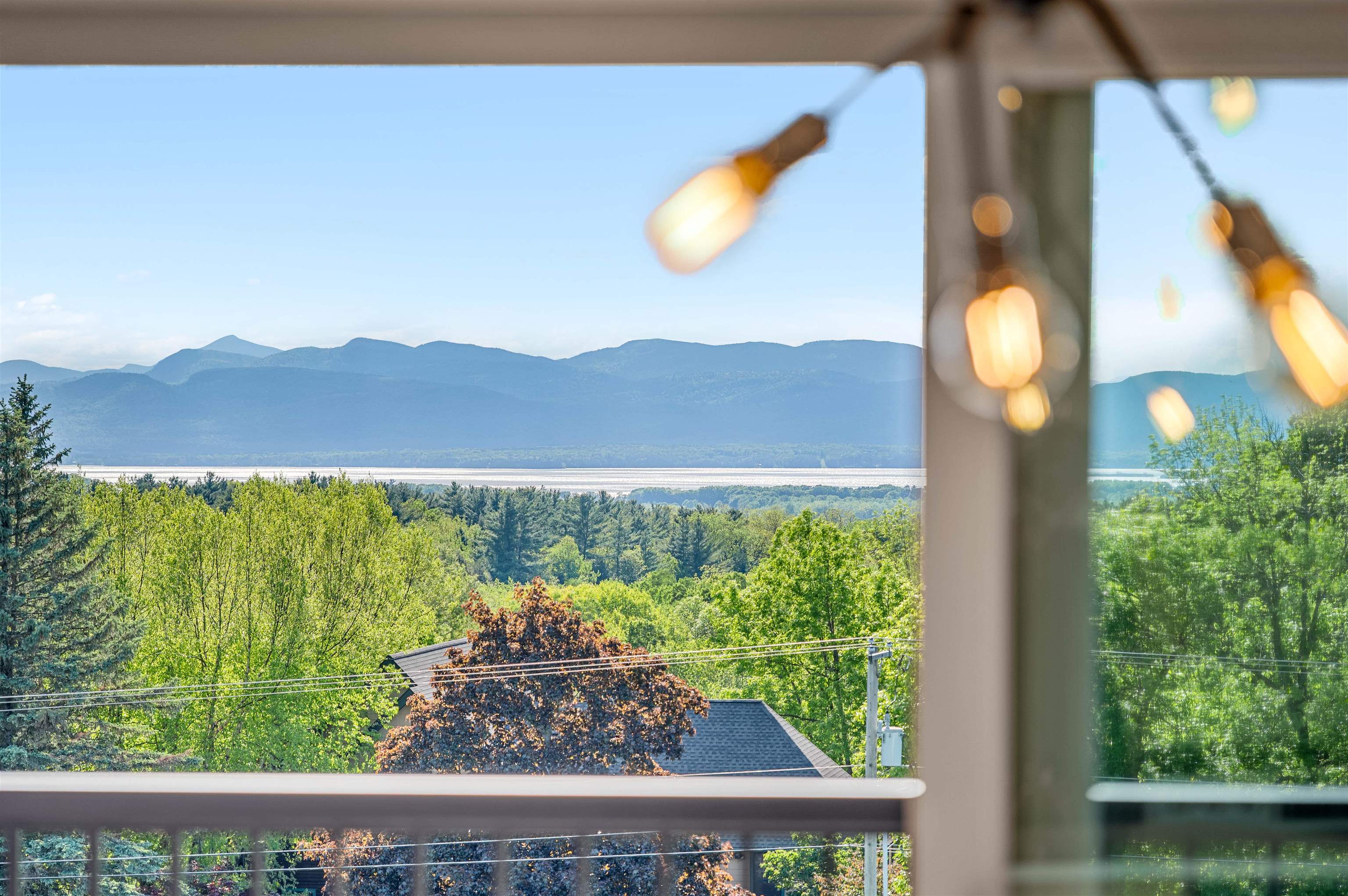 Welcome to one-level luxury living at its finest. This stunning top-fl – image 18