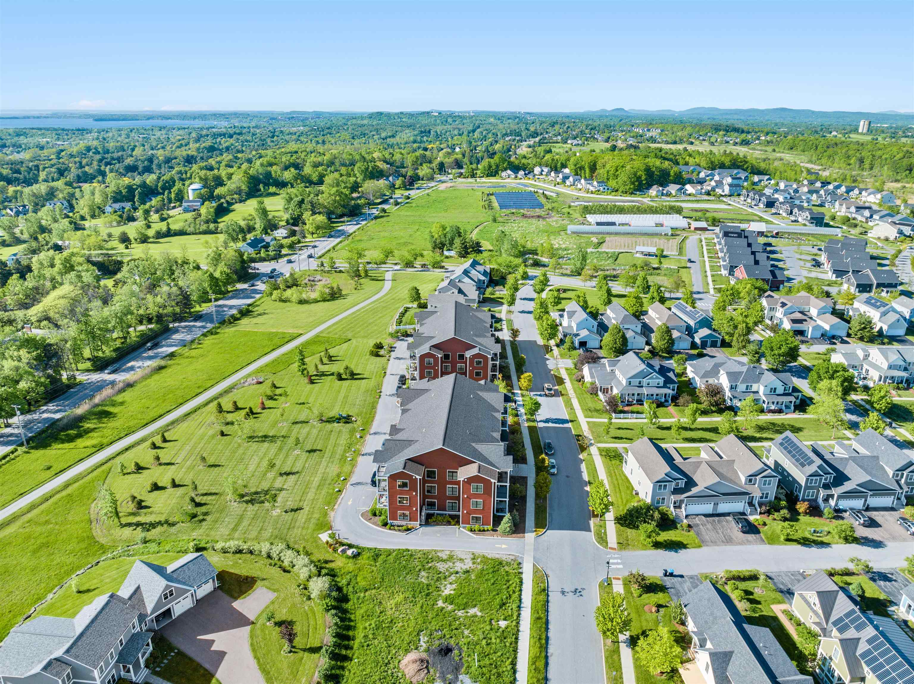 Welcome to one-level luxury living at its finest. This stunning top-fl – image 46