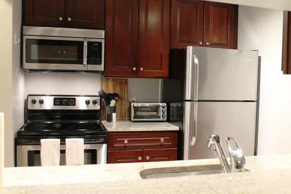 90 EASTERN AVE APT 203, MANCHESTER, NH 03104 - Image e3a0689c3c71a0b742a47aa2df558a8b/3948908638