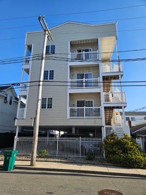 7 F ST UNIT 3, HAMPTON, NH 03842 - Image e8ec32ee83de5fa8a4804c55697276f4/2673565076