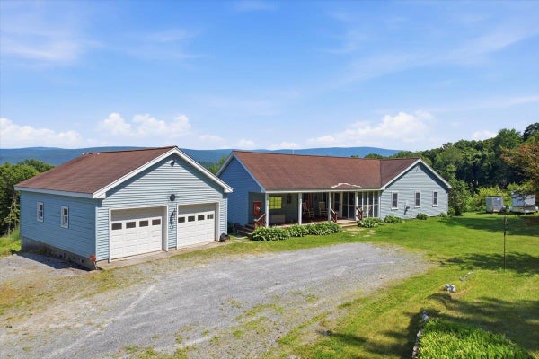 1253 OLD WEST RD, ARLINGTON, VT 05250 - Image e8f2a224c8460cea5bd59ba69d3de30f/2443178697