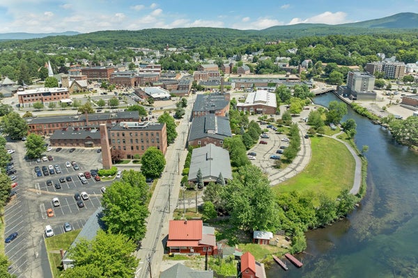 48 LANDING LN UNIT 19, LACONIA, NH 03246 - Image e91b2c3f73cee199e85fb924d5df181d/2149725623