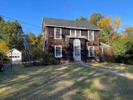 2 COOLIDGE AVE, CONCORD, NH 03301 - Image f2d4cd1c7c0f4239fa45b97dbef03628/1327454148