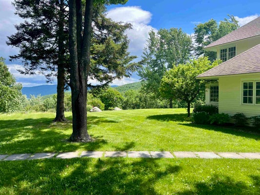 1016 KEW VASSEUR RD, MORETOWN, VT 05660 - Image f37619d518f2c19eec123ad058177796/2721206917