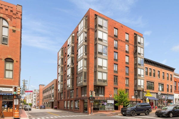 55 CONGRESS ST UNIT 702, PORTSMOUTH, NH 03801 - Image f3c183ccba276ed219f3eda292e7575f/965402797
