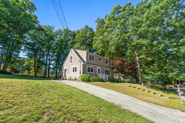 13 TIMBERLINE DR, NASHUA, NH 03062 - Image f3d2b0701d723d70acbafd82a8eeaf8a/579006109